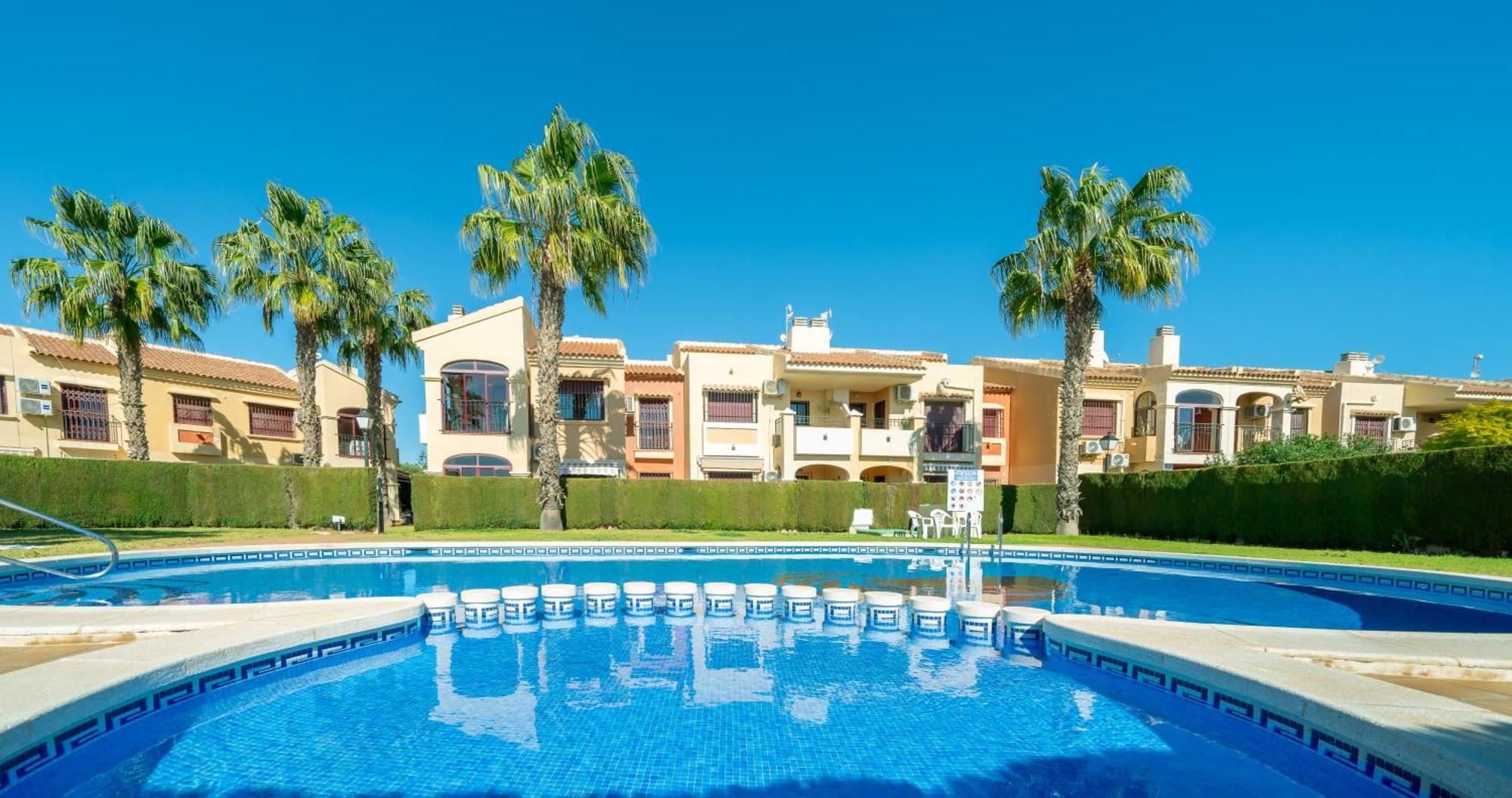 Club Salino Hideaway-Your Peaceful Retreat With Pool In Torrevieja Buitenkant foto