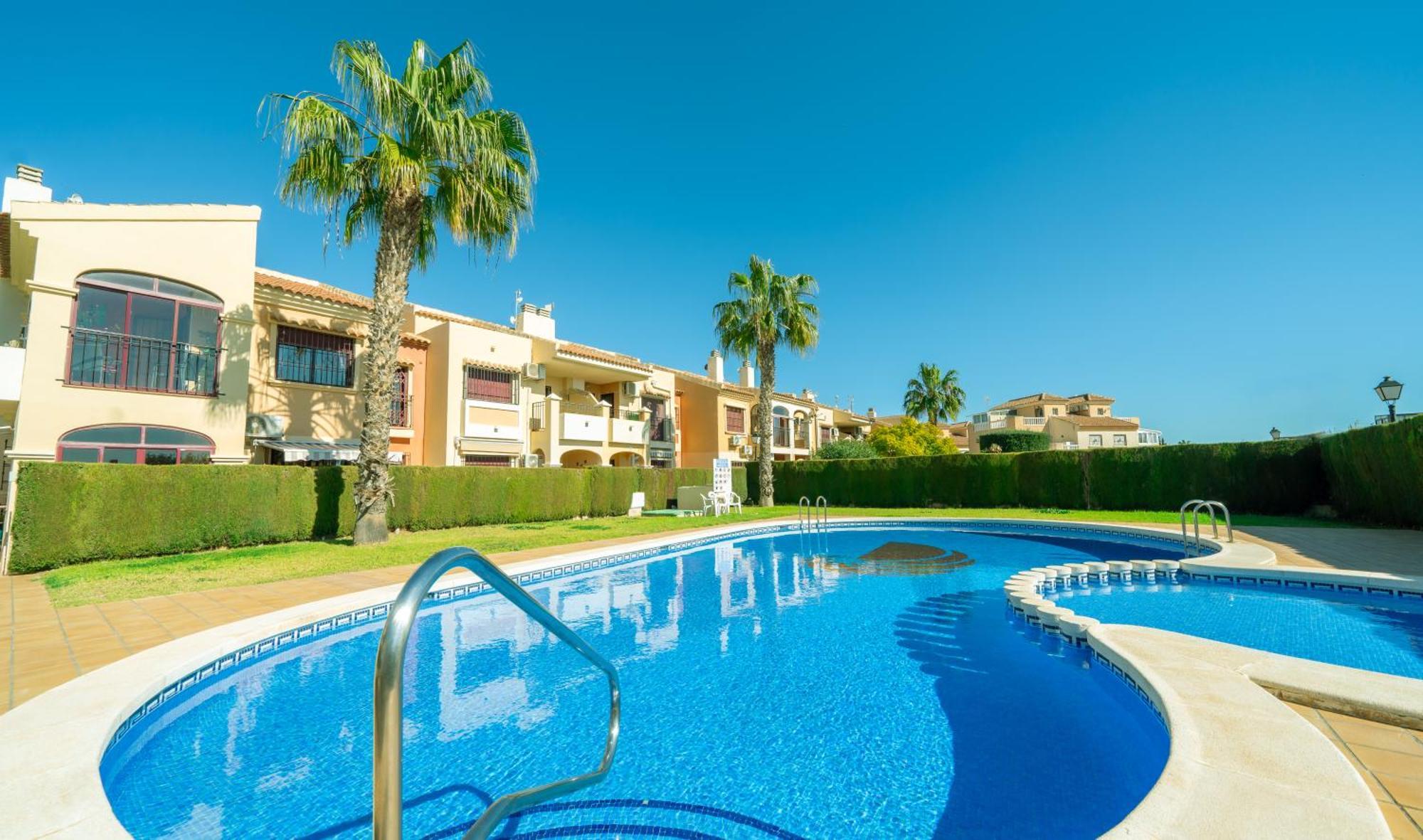 Club Salino Hideaway-Your Peaceful Retreat With Pool In Torrevieja Buitenkant foto